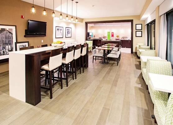 Hampton Inn Elizabethtown 1