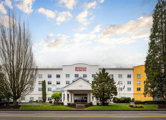 Hilton Garden Inn Portland Airport 1