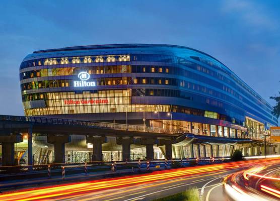Hilton Garden Inn Frankfurt Airport 1