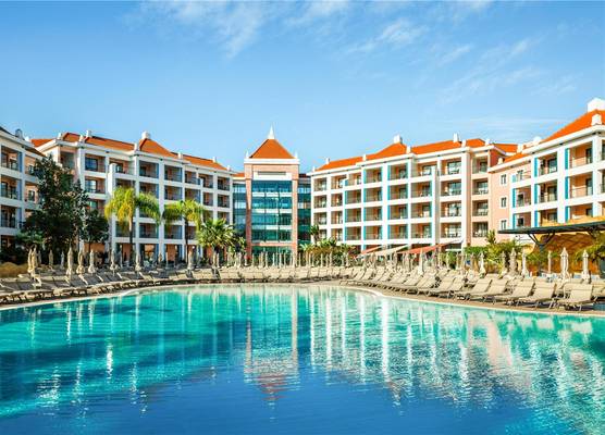 Hilton Vilamoura As Cascatas Golf Resort & Spa 1