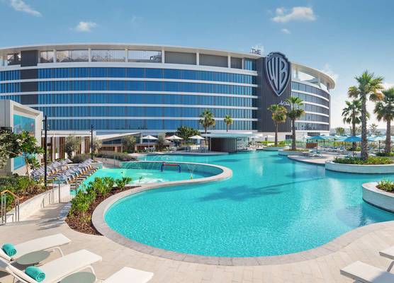 The WB Abu Dhabi, Curio Collection By Hilton 1