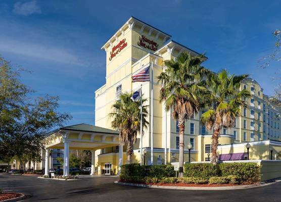 Hampton Inn & Suites Jacksonville Deerwood Park 1
