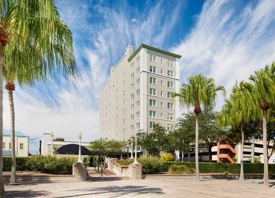The Terrace Hotel Lakeland, Tapestry Collection by Hilton 1