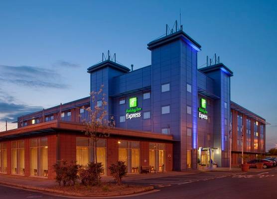 Holiday Inn Express OXFORD - KASSAM STADIUM by IHG 1