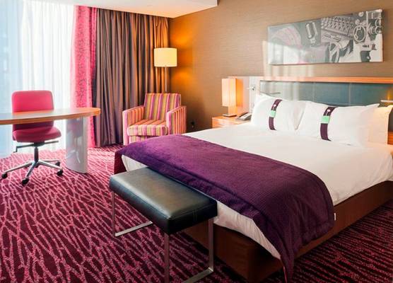 Holiday Inn MANCHESTER - MEDIACITYUK by IHG 1