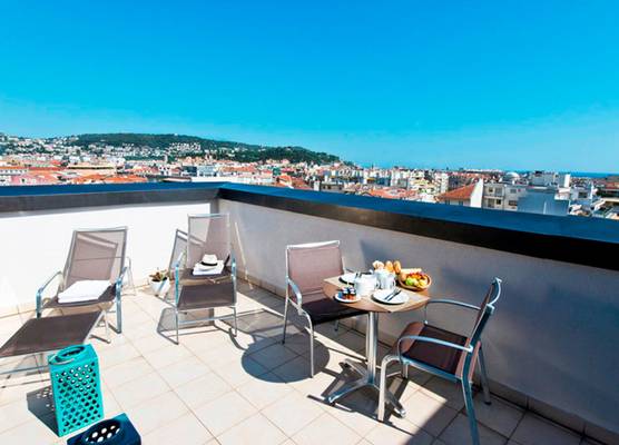 Holiday Inn NICE by IHG 1