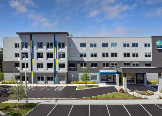 Tru by Hilton Jacksonville West I 295 1