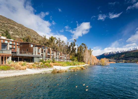 Hilton Queenstown Resort & Spa 1