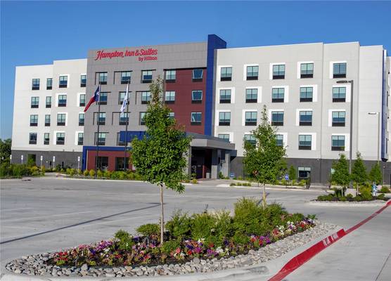 Hampton Inn & Suites Irving Hwy 183 1