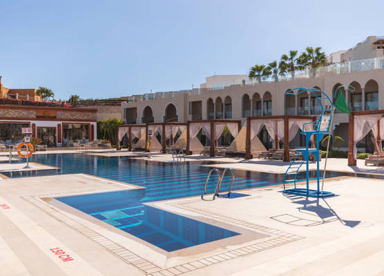 Sunrise Arabian Beach Resort 1