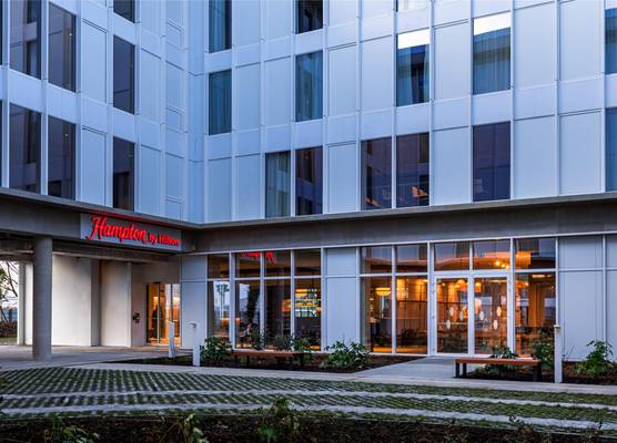Hampton by Hilton Bordeaux Merignac Airport 1