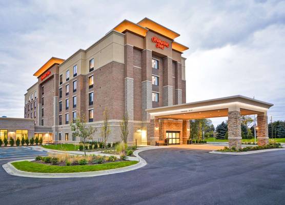 Hampton Inn Livonia Detroit 1