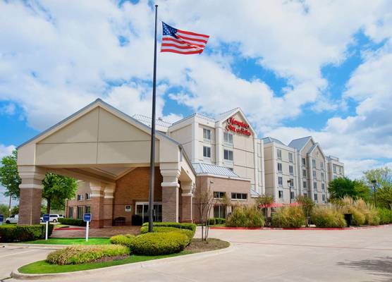 Hampton Inn & Suites N. Ft. Worth-Alliance Airport 1