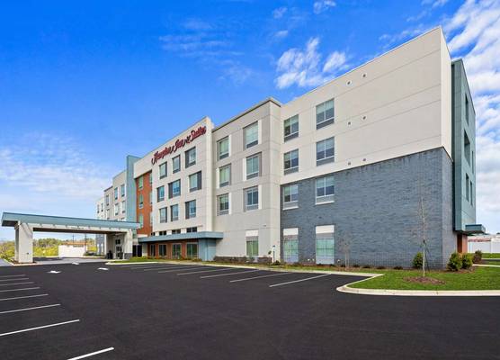 Hampton Inn & Suites Bessemer Birmingham 1