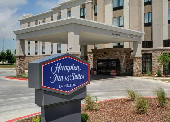 Hampton Inn & Suites Ardmore 1