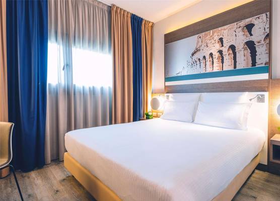 Mercure Roma Centro Colosseo 1