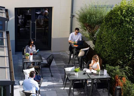 ibis Valenciennes 1