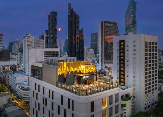 Mercure Bangkok Surawong 1