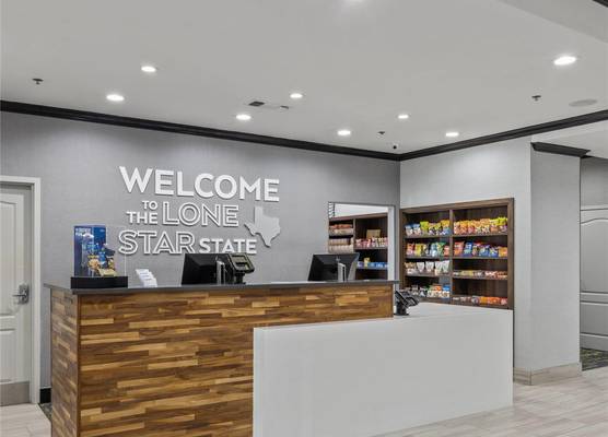 Hampton Inn & Suites Denison 1