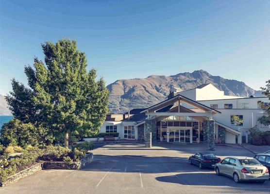 Mercure Queenstown Resort 1