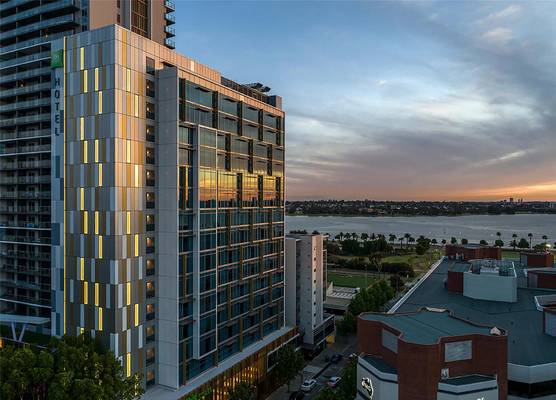 ibis Styles East Perth 1