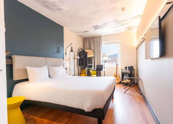 Ibis Malaga Centro Ciudad 1