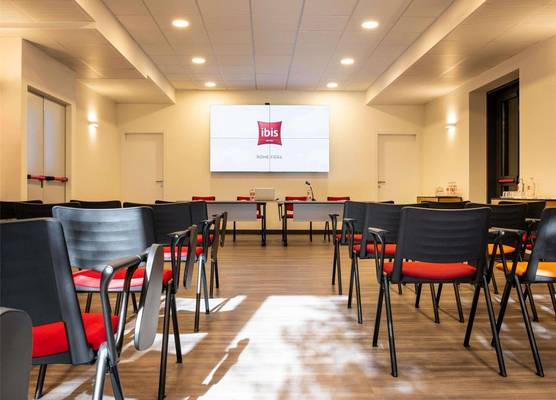 Ibis Roma Fiera 1