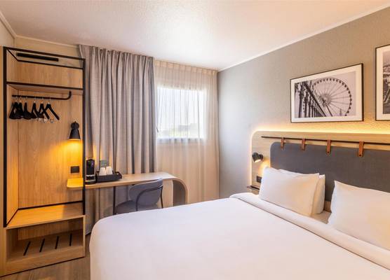 Campanile PRIME - Paris Bobigny 1