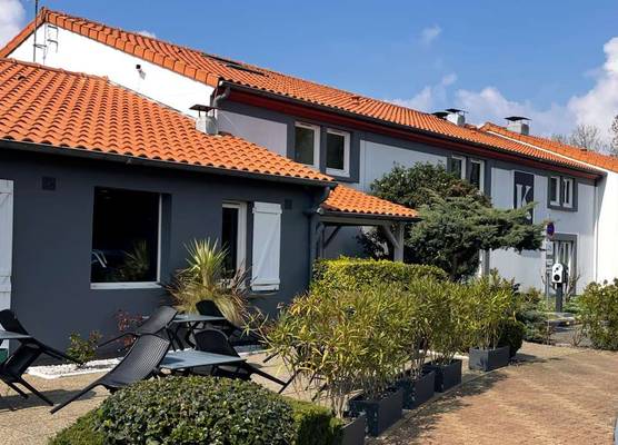 Kyriad Bordeaux Lormont 1
