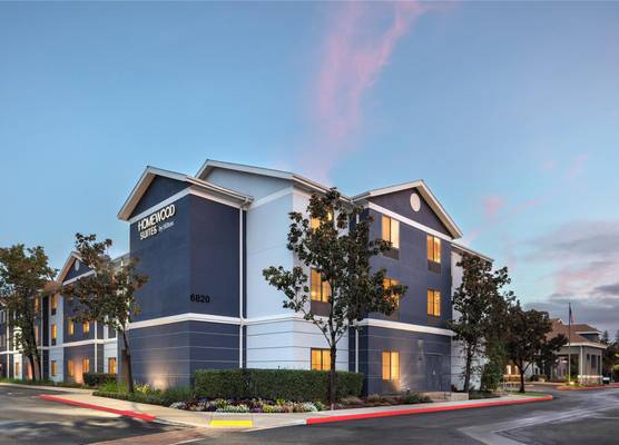 Homewood Suites by Hilton Fresno 1