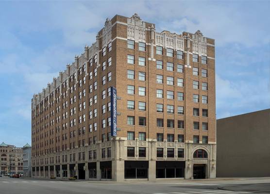 Hampton Inn Indianapolis Downtown Across from Circle Centre 1