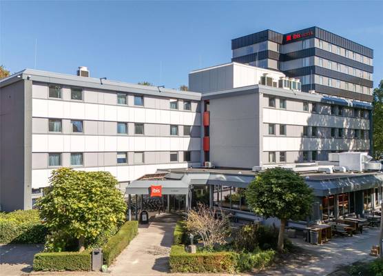 ibis Tilburg 1
