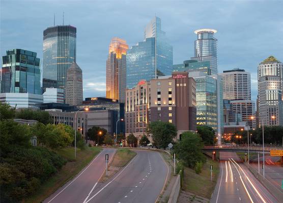 Hilton Garden Inn Minneapolis Downtown 1