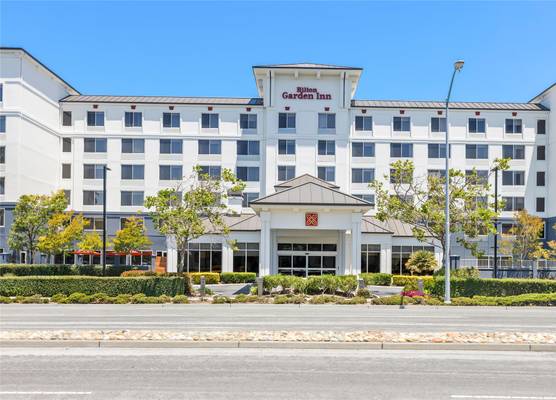 Hilton Garden Inn San Mateo 1