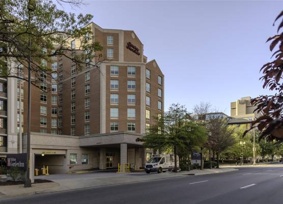 Hampton Inn & Suites Arlington Crystal City DCA 1