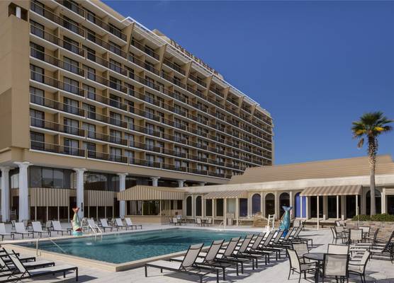 DoubleTree by Hilton Jacksonville Riverfront 1