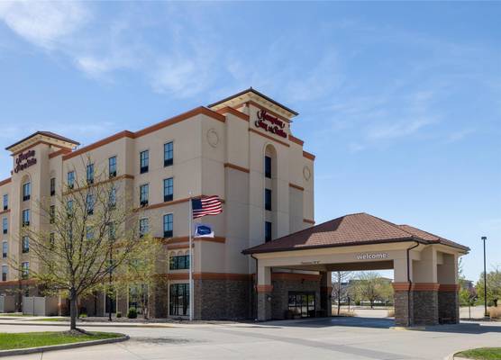 Hampton Inn & Suites West Des Moines Mill Civic 1