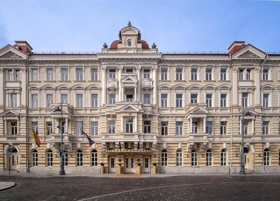 Grand Hotel Vilnius, Curio Collection by Hilton 1