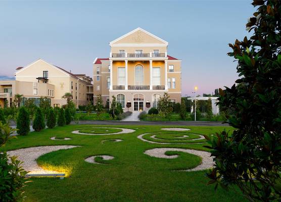 Tresor Le Palais Timisoara, Curio Collection by Hilton 1