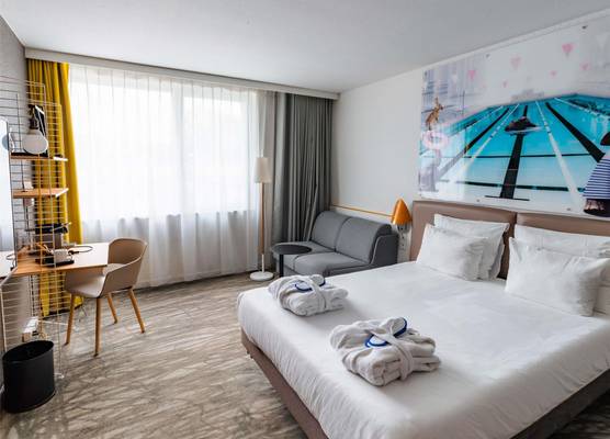 Hotel Novotel Evry Courcouronnes 1