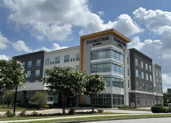 DoubleTree by Hilton Greenville Woodruff Road 1