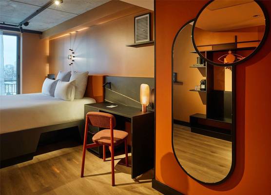 Tribe Paris Saint Ouen 1