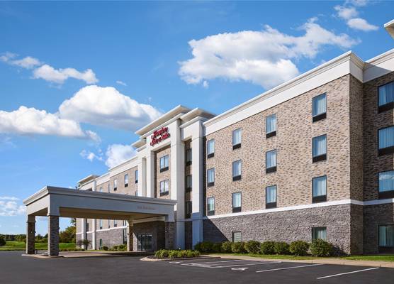 Hampton Inn & Suites Saint Paul Oakdale Woodbury 1