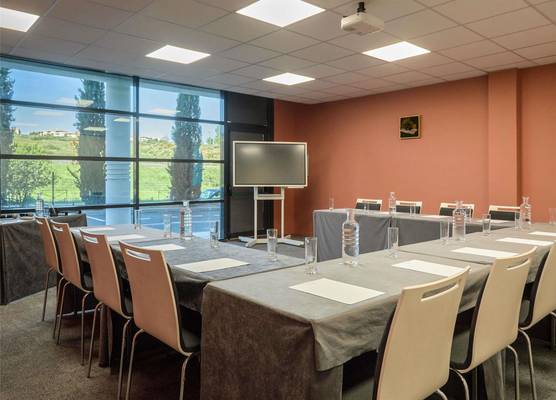 Mercure Aix-en-Provence La Duranne Gare TGV 1
