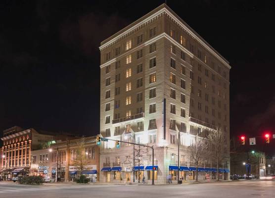 Hampton Inn & Suites Montgomery-Downtown 1
