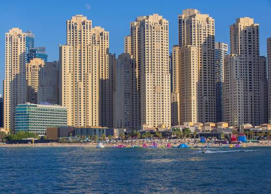 Hilton Dubai The Walk 1
