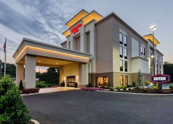 Hampton Inn Covington VA 1