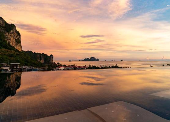 Avani Ao Nang Cliff Krabi Resort 1