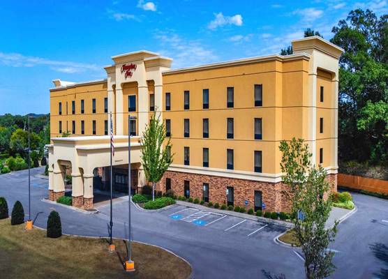 Hampton Inn Fayetteville, TN 1