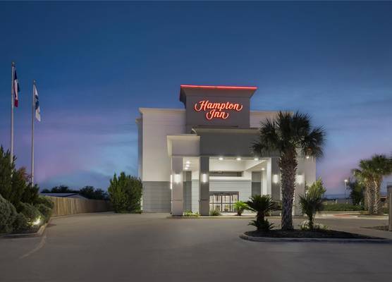 Hampton Inn Pleasanton 1